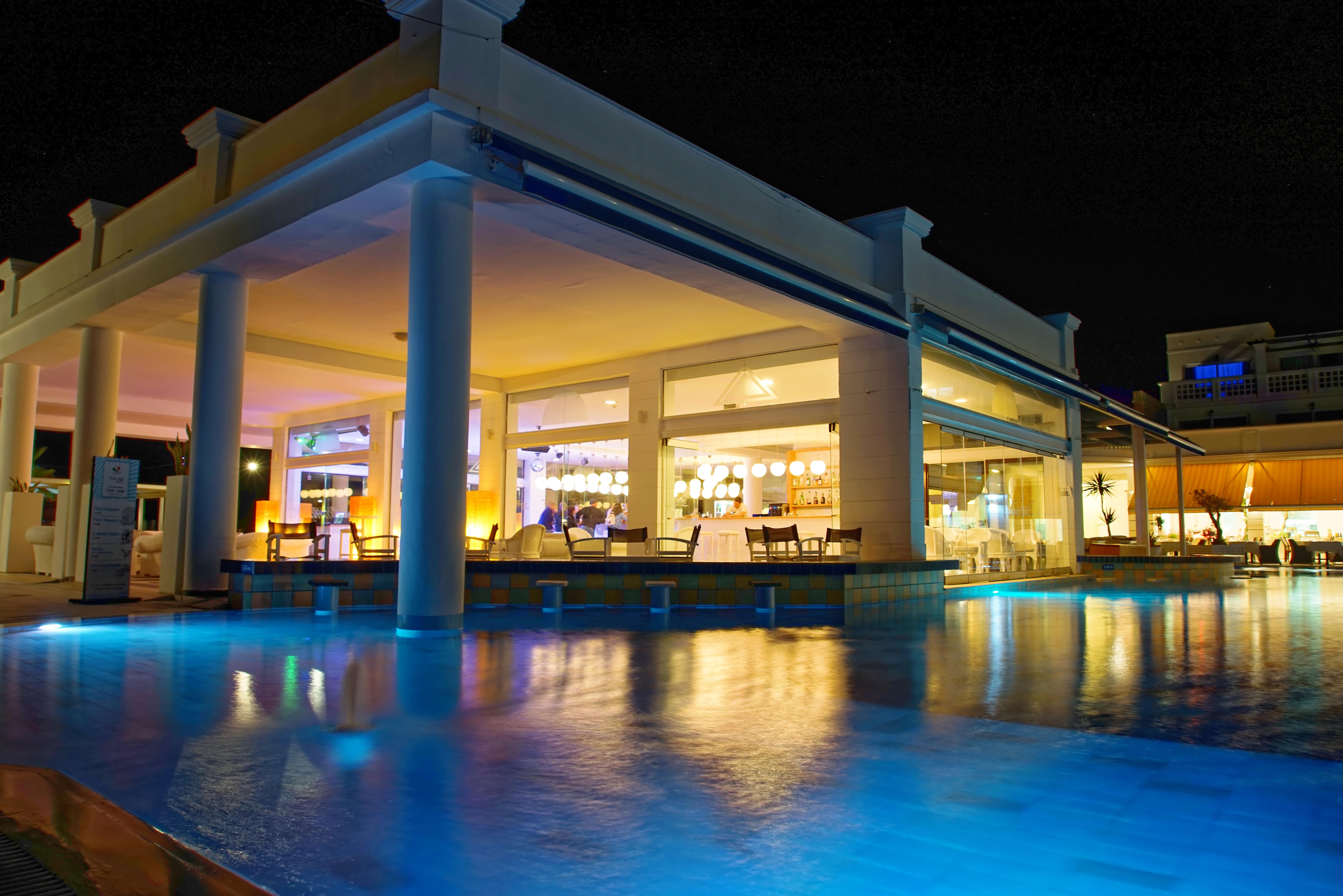 Minos Imperial Luxury Beach Resort & Spa Milatos Zewnętrze zdjęcie The pool at the Royal